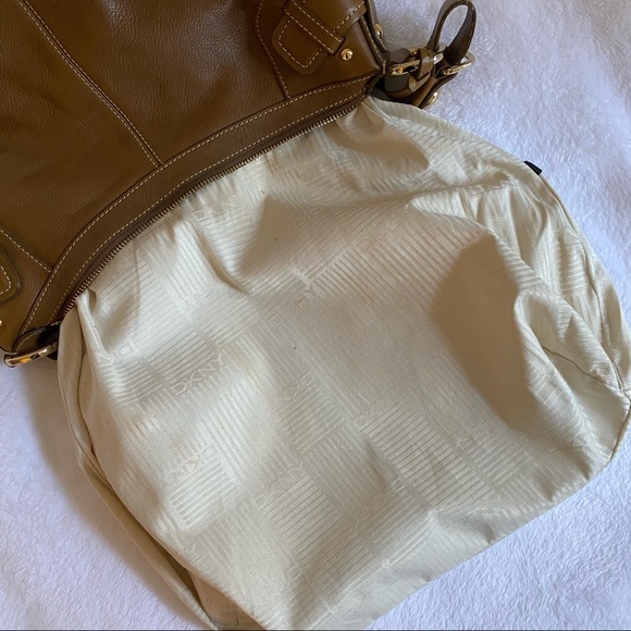 SOLD❌ DKNY Vintage Leather Shoulder Hobo Bag Brown - Picture 6 of 10
